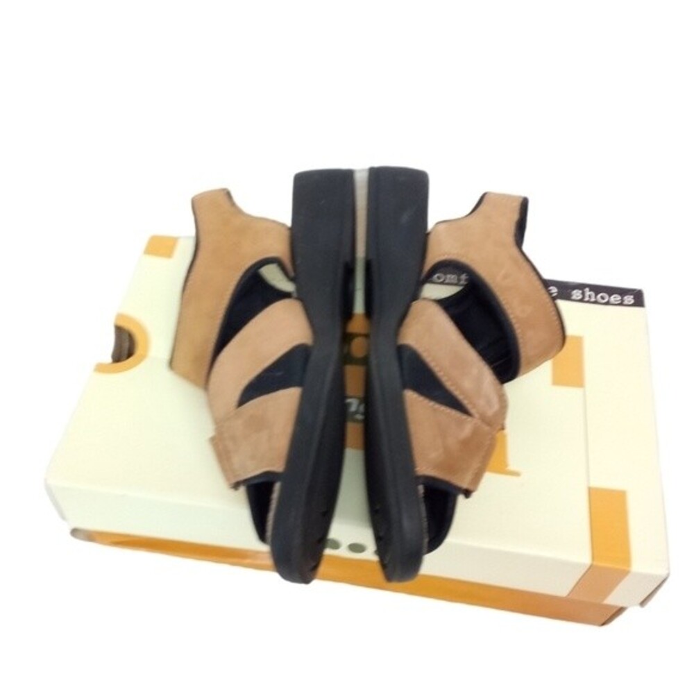 Spring Step Tan Leather Sandals - Picture 2 of 5